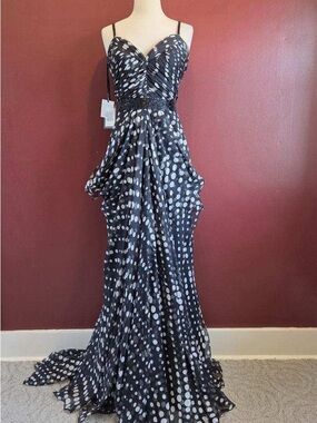 Pronovias Black & White Polka Dot Ruched Size 4 Evening Gown with Beaded Accents